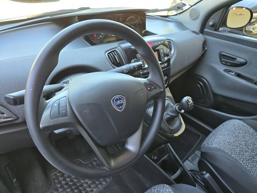 Lancia Ypsilon 5 Porte 1.0 FireFly Hybrid Silver PASSAGGIO DI PROPRIETA' INCLUSO