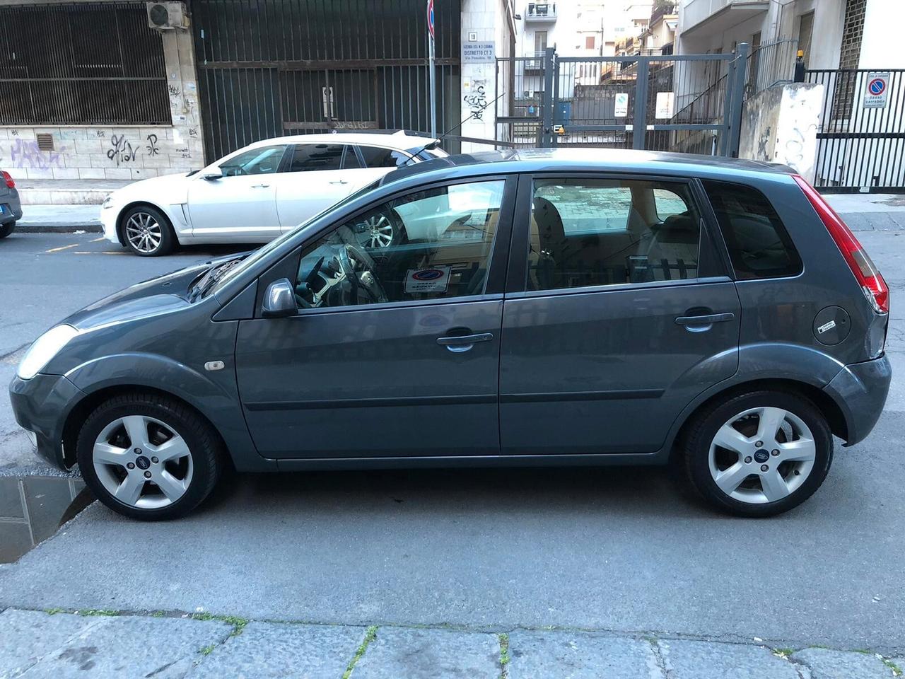 Ford Fiesta 1.4 TDCi 5p. Tecno