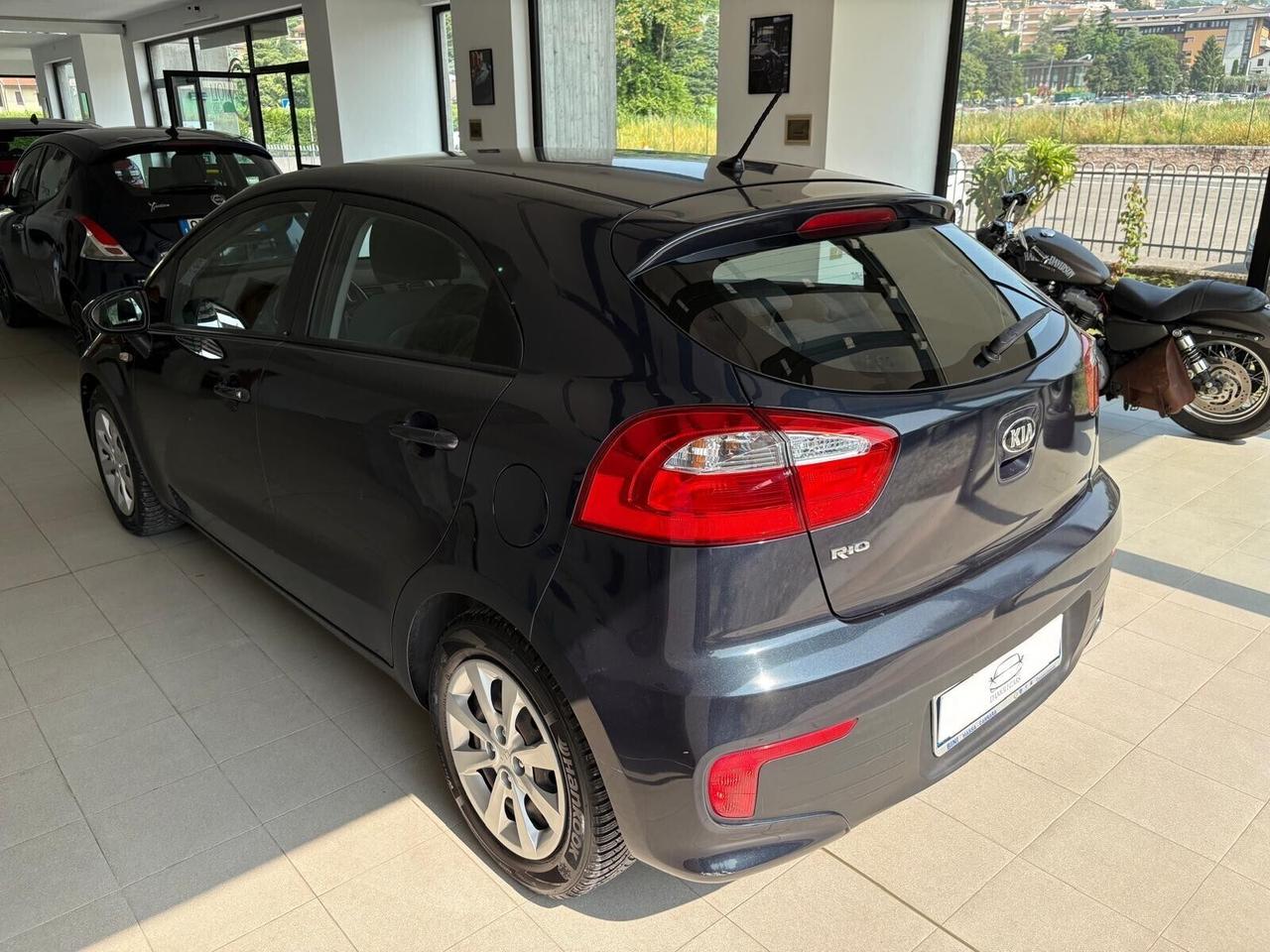 Kia Rio KIA RIO III 5P 1.2 GPL