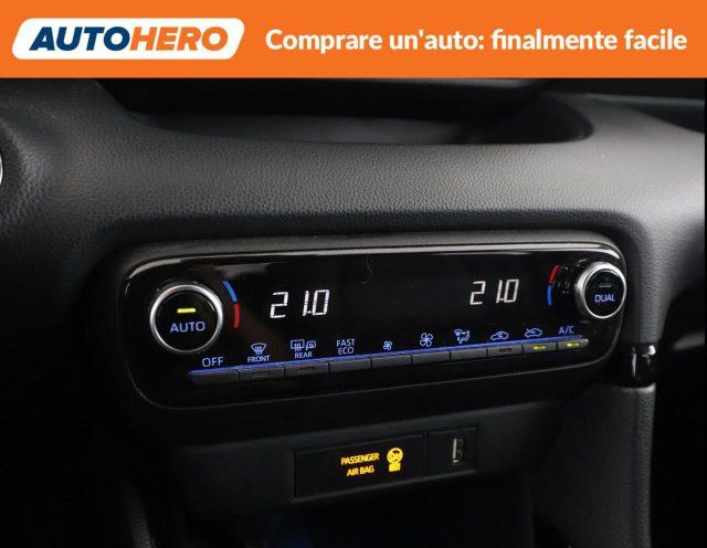 TOYOTA Yaris 1.5 Hybrid 5 porte Premiere