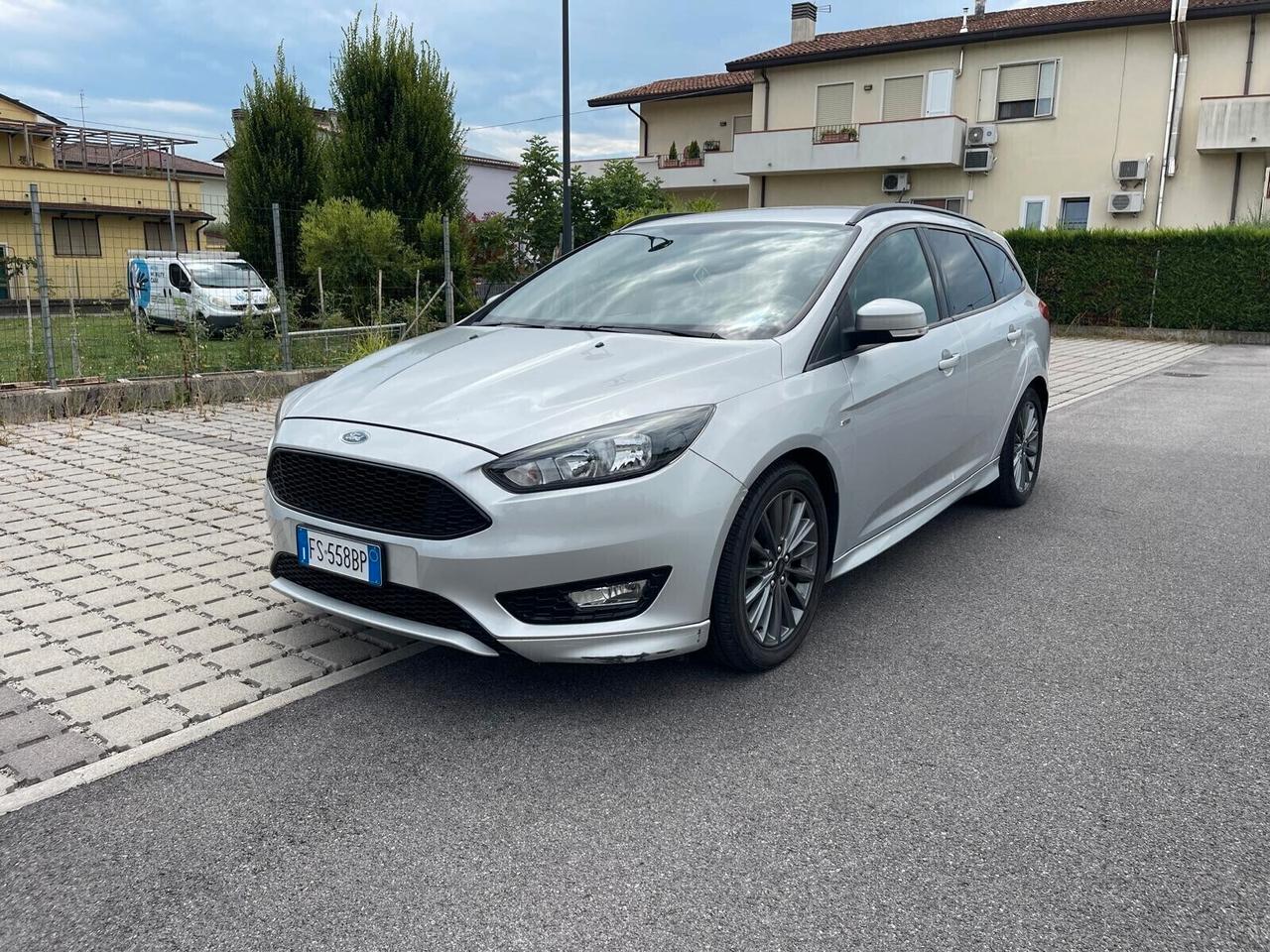 Ford Focus 1.5 TDCi 120 CV SW - Neopatentati