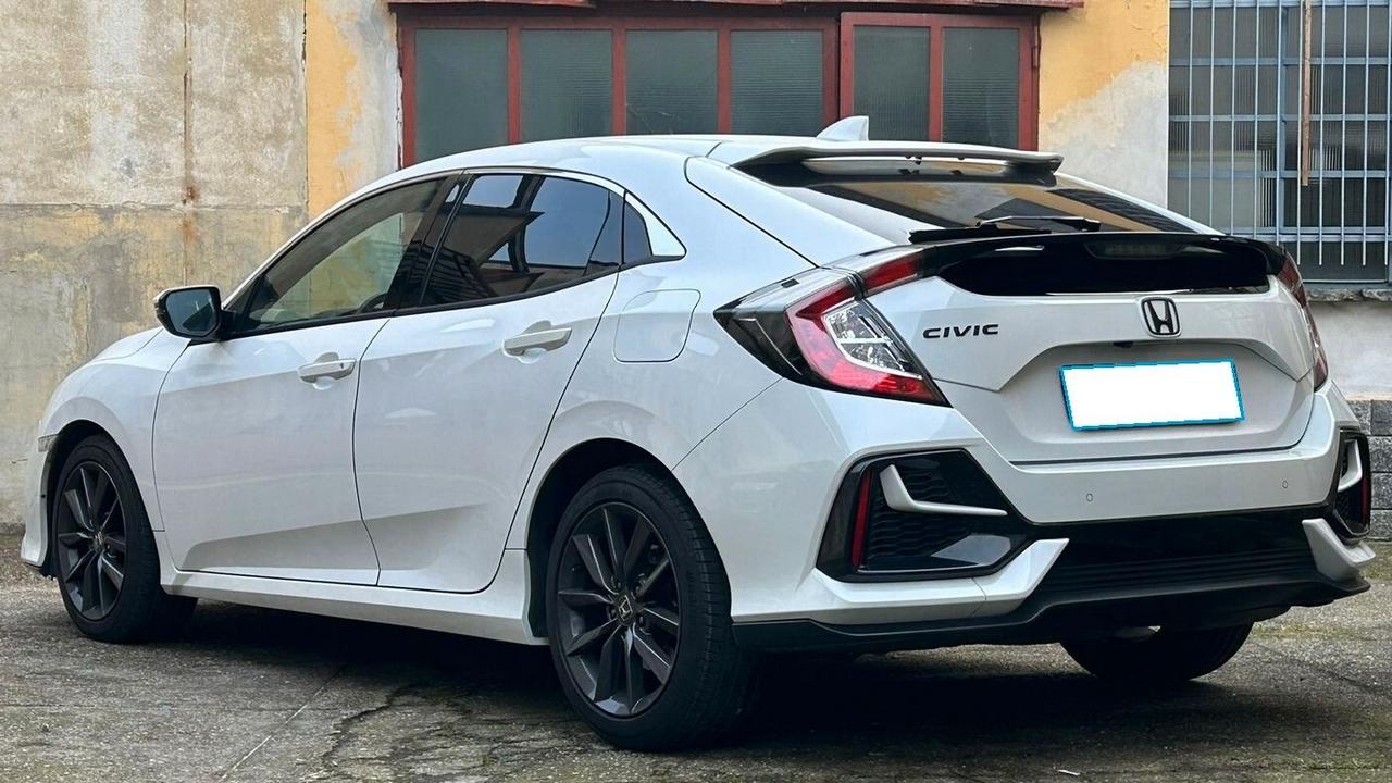 Honda Civic 1.0T 5 porte Elegance Navi * cinghia sostituita *