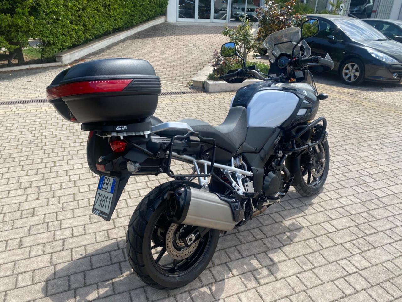 SUZUKI V-STROM DL 1000 unico propietario