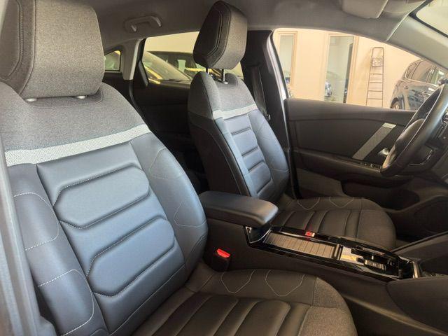 CITROEN C4 PureTech 130 S&S EAT8 Shine
