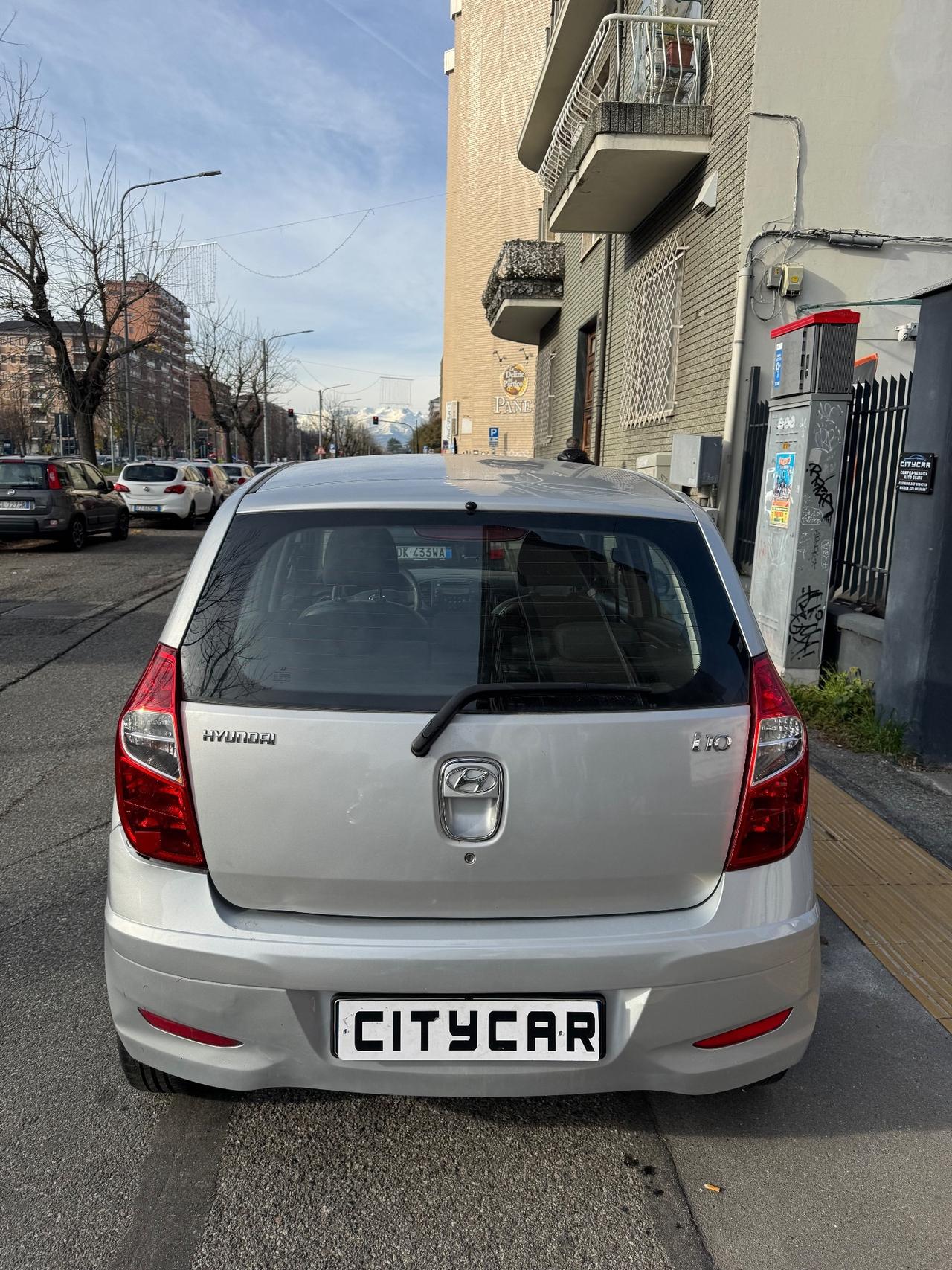 Hyundai i10 69 cv benz 1.1 Like