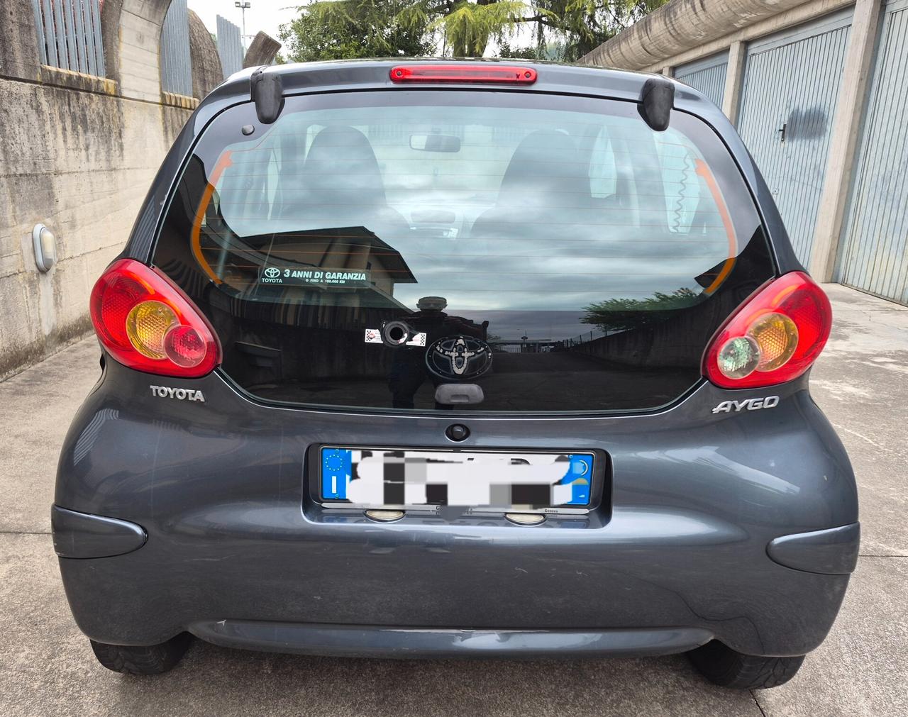 Toyota Aygo 1.0 12V VVT-i 5 porte Sol