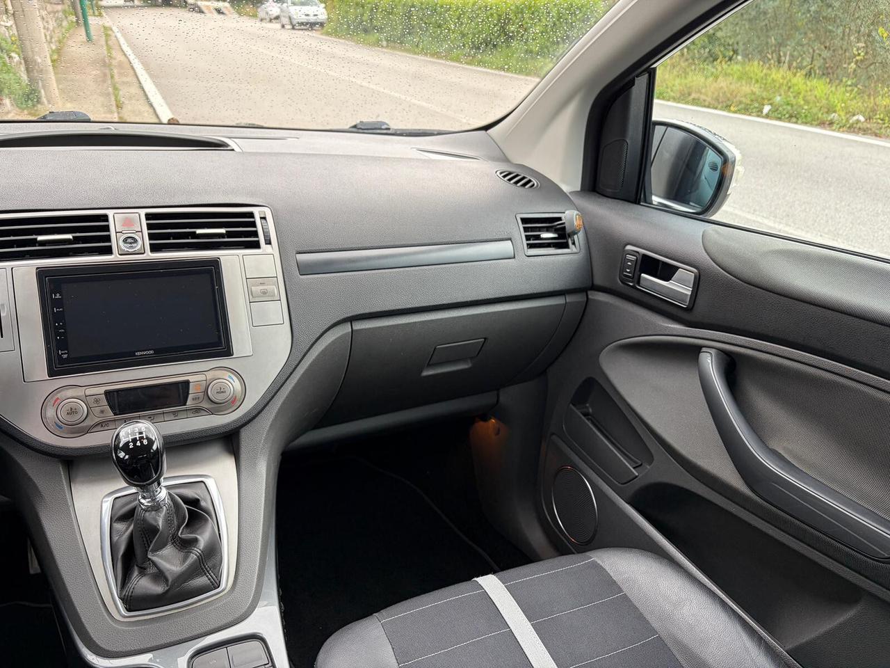 Ford Kuga 2.0 TDCi 140CV 2WD Titanium