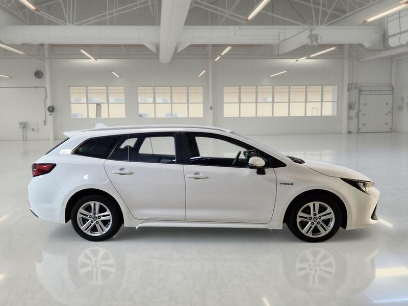 TOYOTA COROLLA TS HYBRID BUSINESS TECH 5 PORTE STATION WAGON