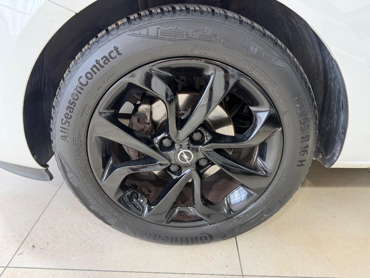 OPEL - Corsa - 1.2 5p. b-Color