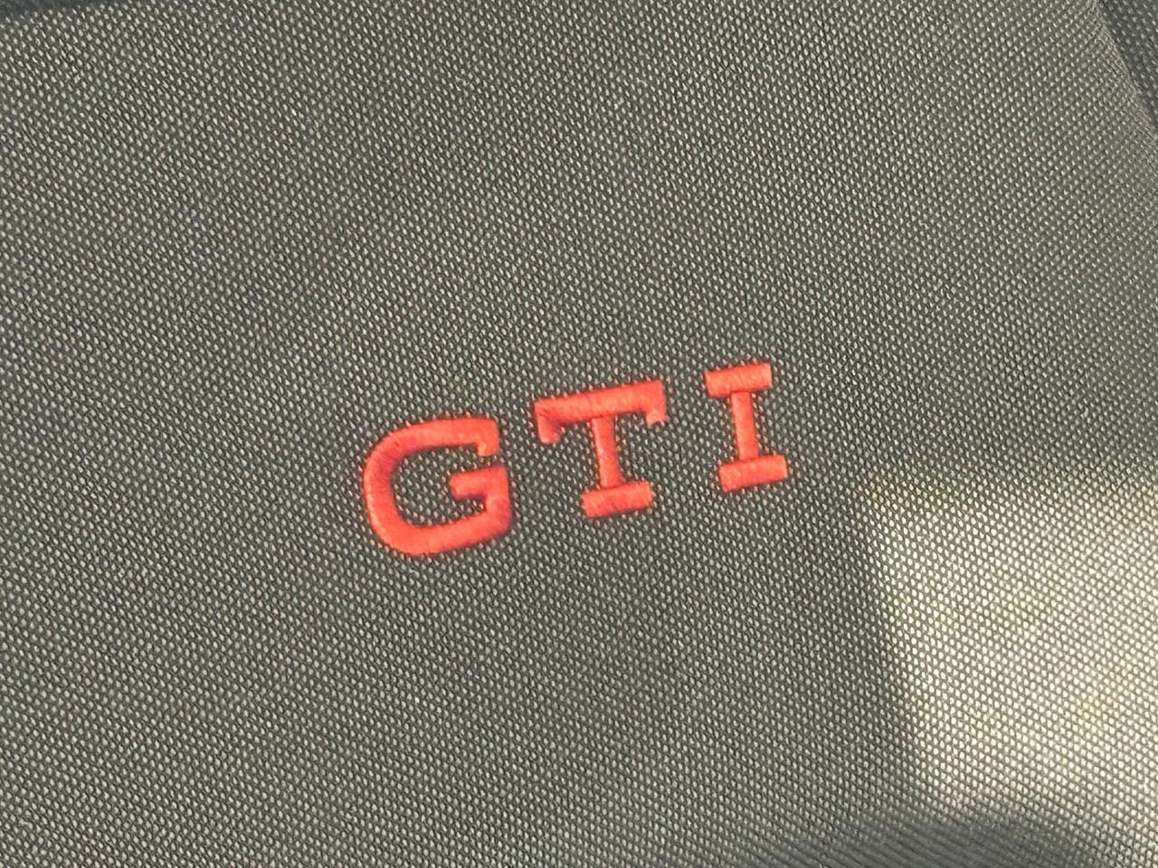 Volkswagen Golf GTI 2.0 TSI BlackStyle