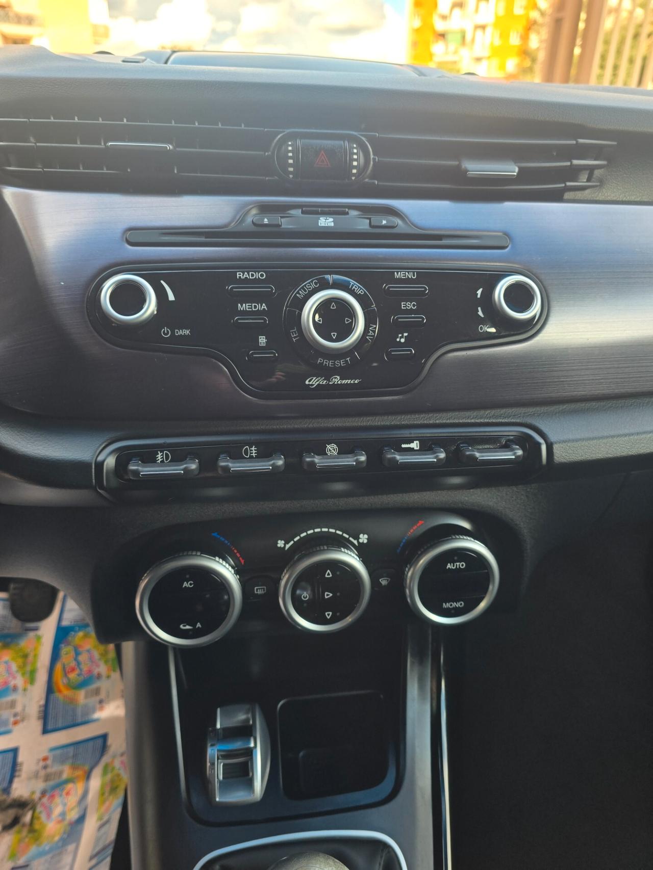 Alfa Romeo Giulietta 1.4 Turbo 120 CV Distinctive