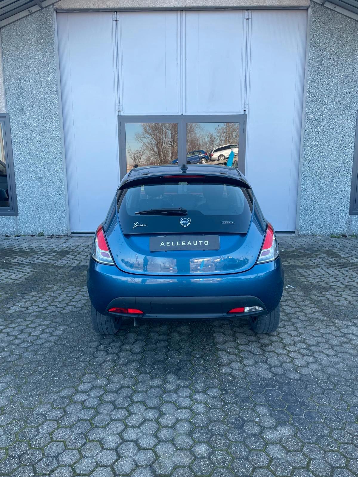 Lancia Ypsilon 1.0 FireFly 5 porte S&S Hybrid Silver Plus