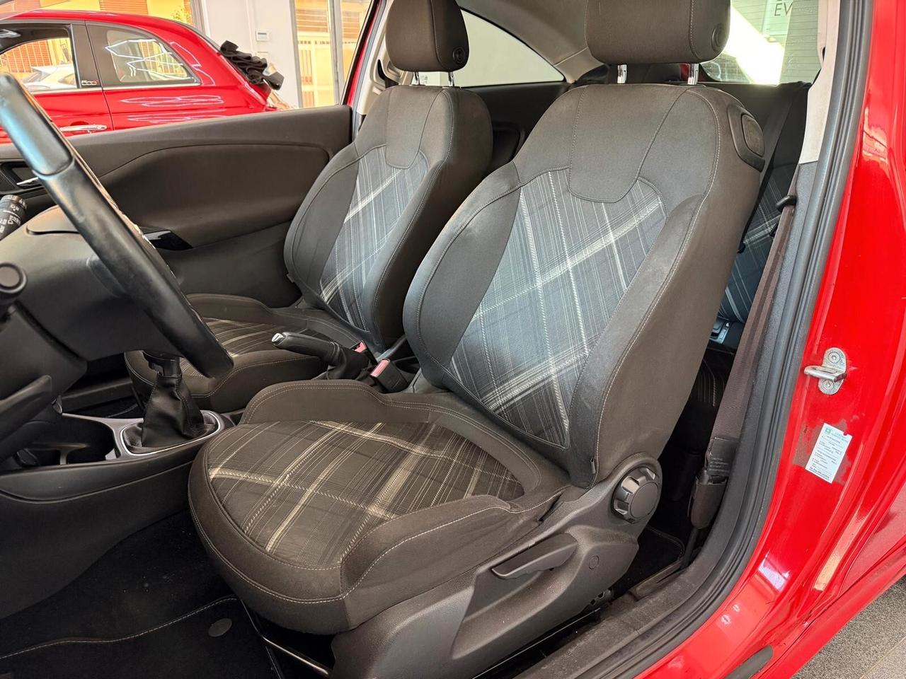 Opel Corsa 1.3 CDTI ecoFLEX 95CV Start&Stop Coupé b-Color