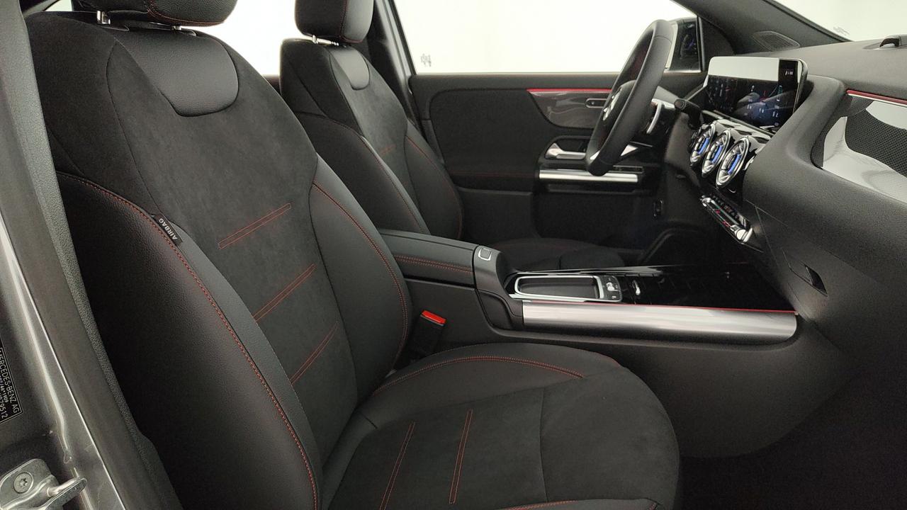 Mercedes-Benz GLA 200 d automatic
