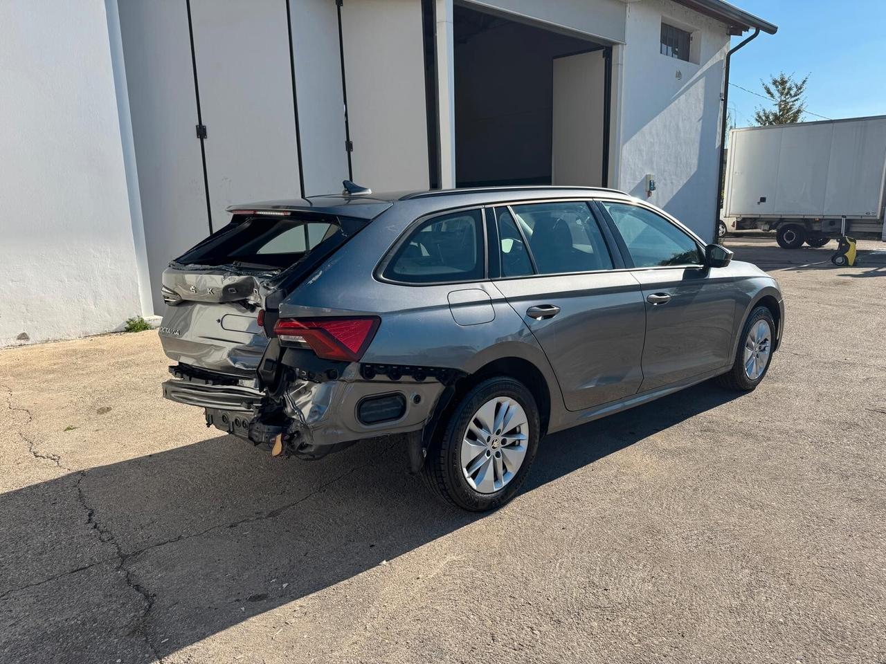 Skoda Octavia Wagon 1.0 e-tec dsg START INCIDENTATA