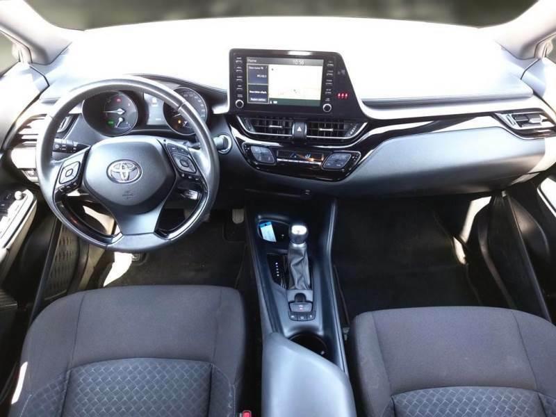 TOYOTA C-HR 1.8H 98CV E-CVT Business