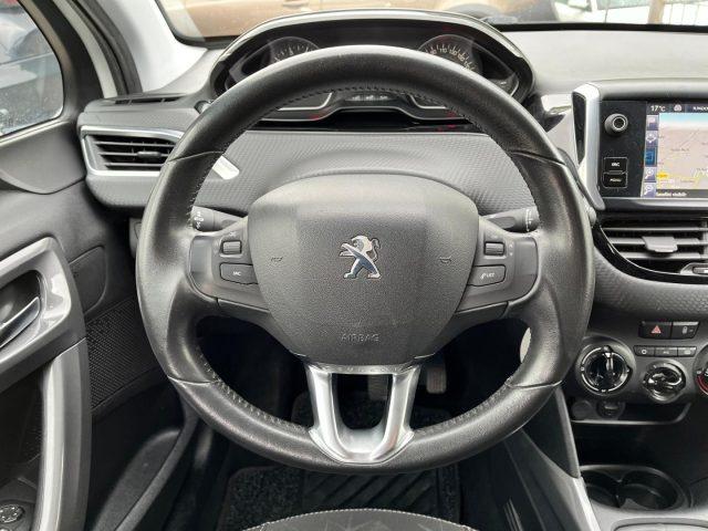 PEUGEOT 2008 1.2 PureTech 82 Active