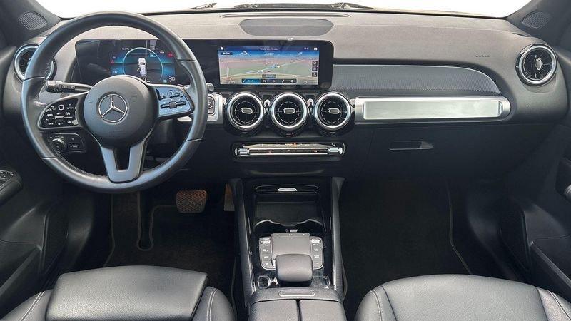 Mercedes-Benz GLB - X247 2019 180 D Premium 8G-DCT