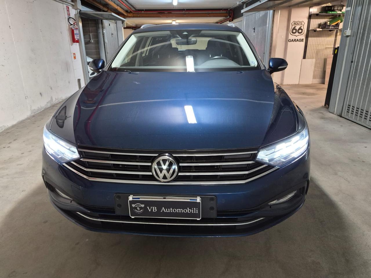 Volkswagen Passat Variant 1.6 TDI SCR DSG Business BMT