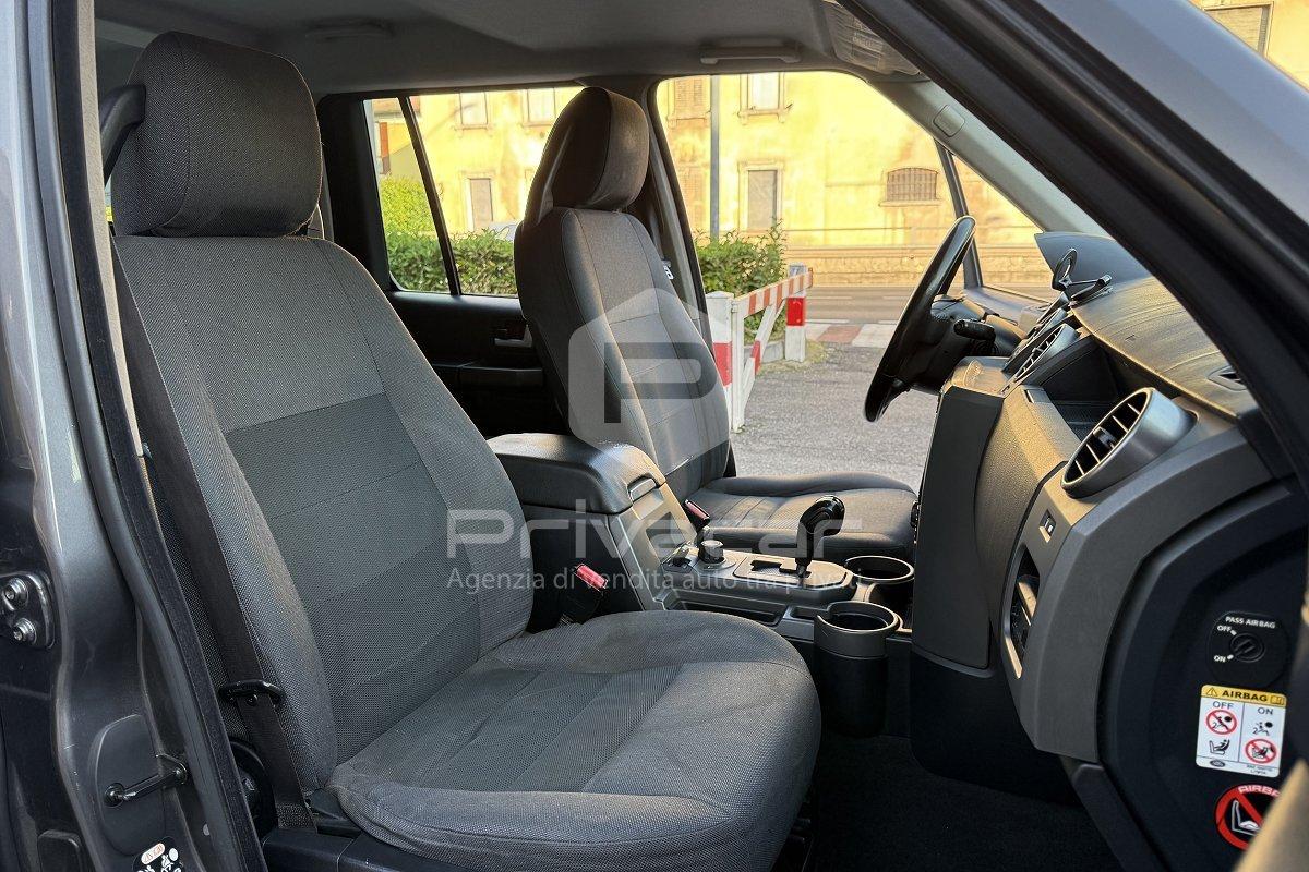 LAND ROVER Discovery 3 2.7 TDV6 SE