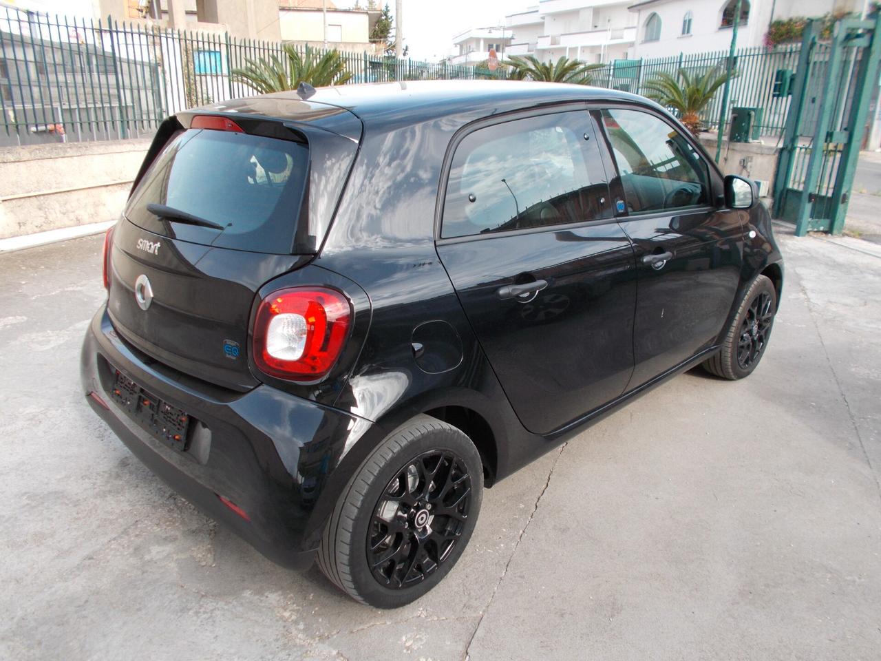 Smart ForFour SMART FORFOUR EQ ELETTRICA 82CV