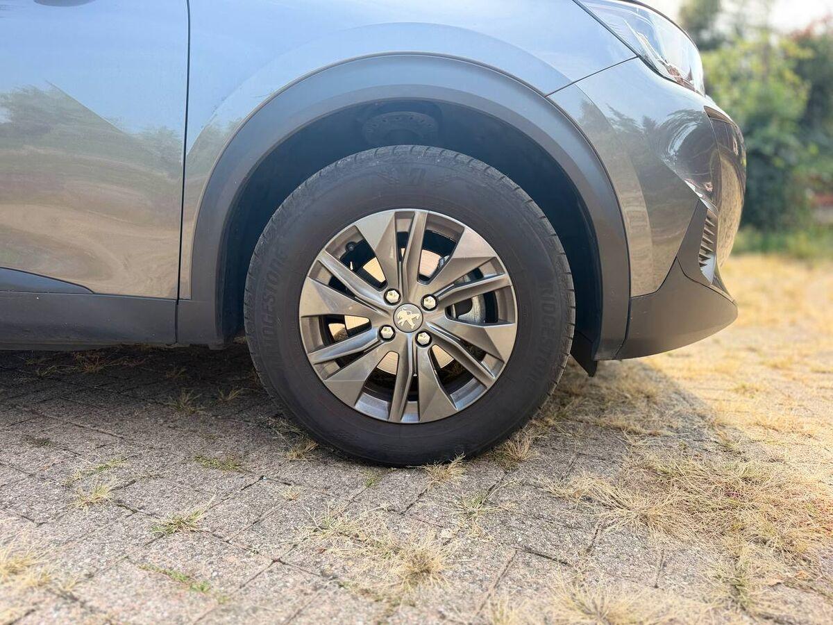 Peugeot 2008 1.5 bluehdi Active Pack s&s 110cv