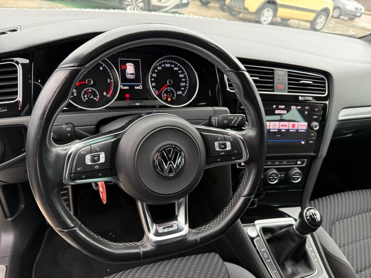 Volkswagen Golf 1.6 TDI 115 CV -R LINE-FULL LED
