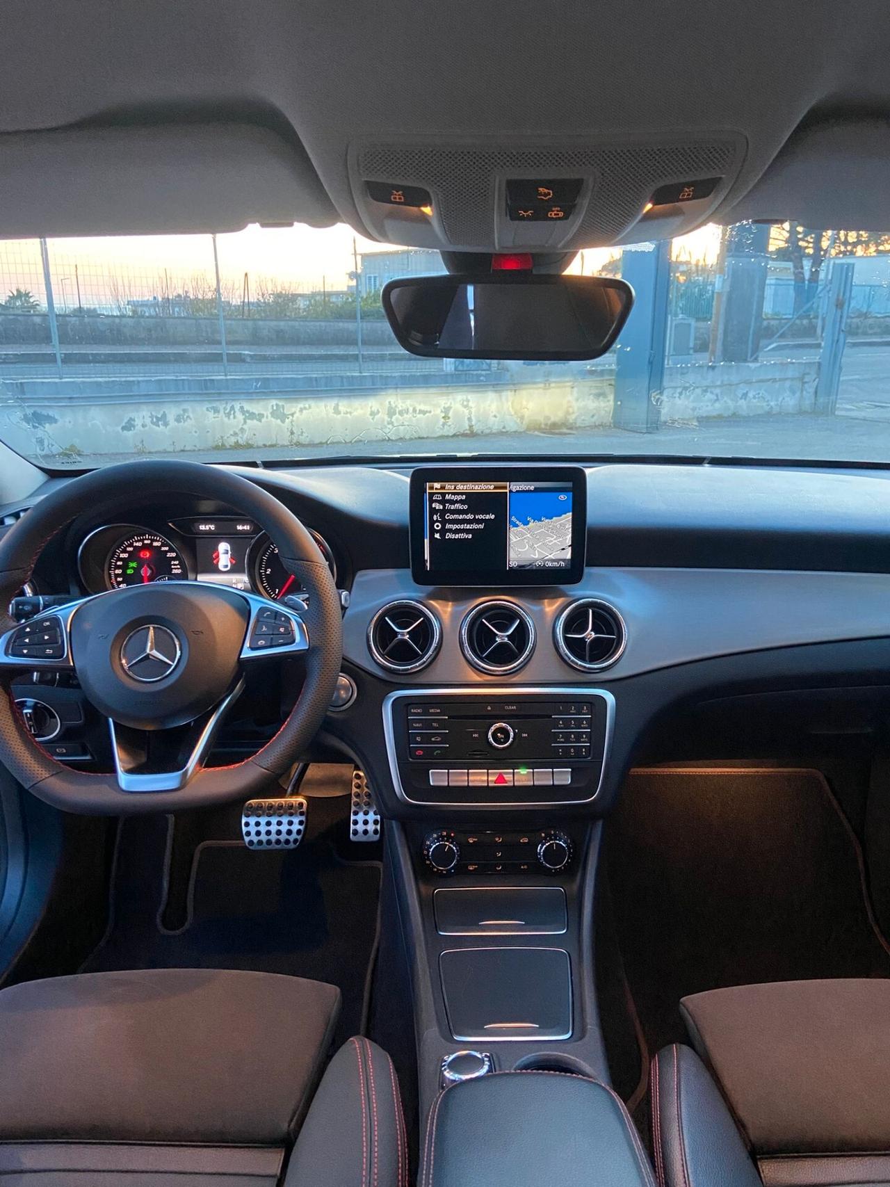 Mercedes-benz CLA 220 d Automatic Premium AMG