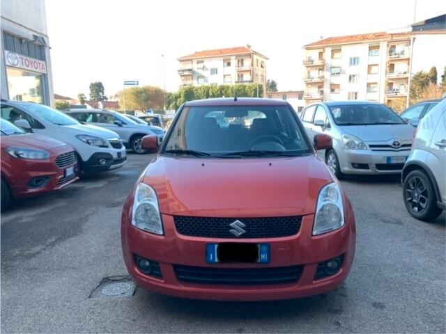 Suzuki Swift 1.3 GL NEOPATENTATI