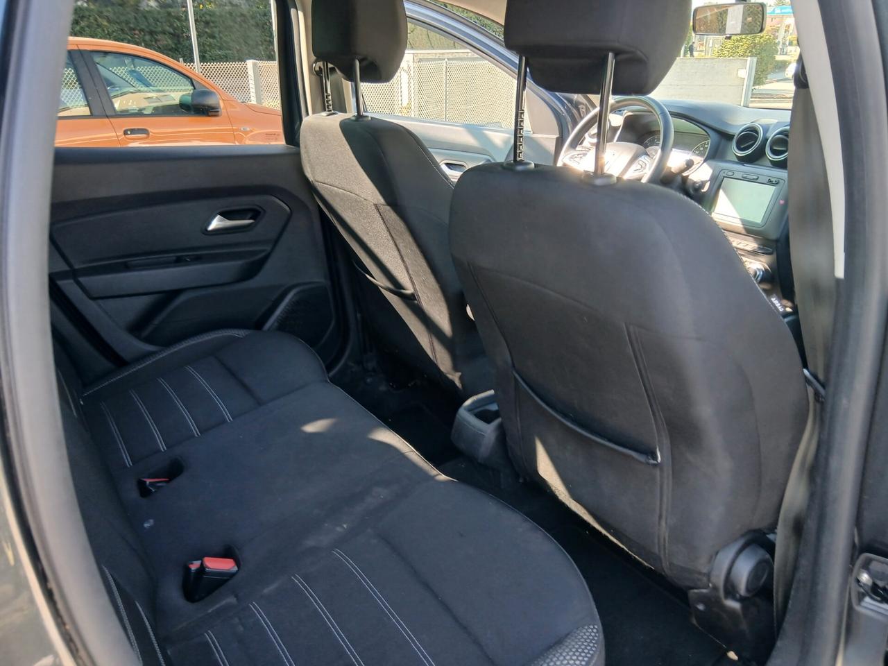 Dacia Duster 1.0 TCe 100 CV ECO-G 4x2 Prestige tua a € 199 mese