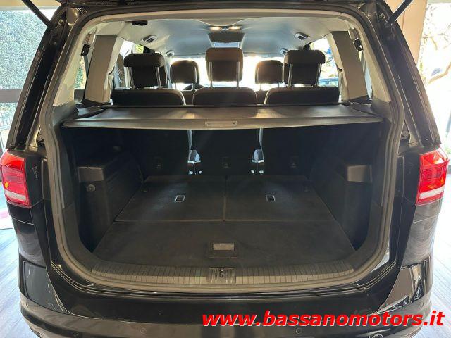 VOLKSWAGEN Touran 1.6 TDI 115 CV SCR DSG Comfortline BMT IN ARRIVO