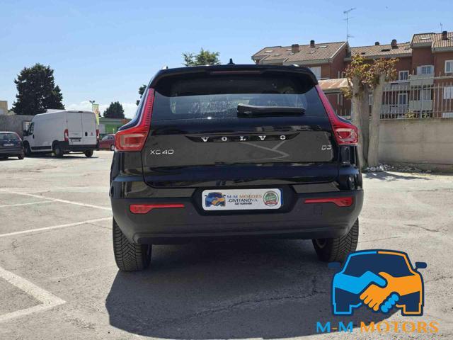 VOLVO XC40 D3