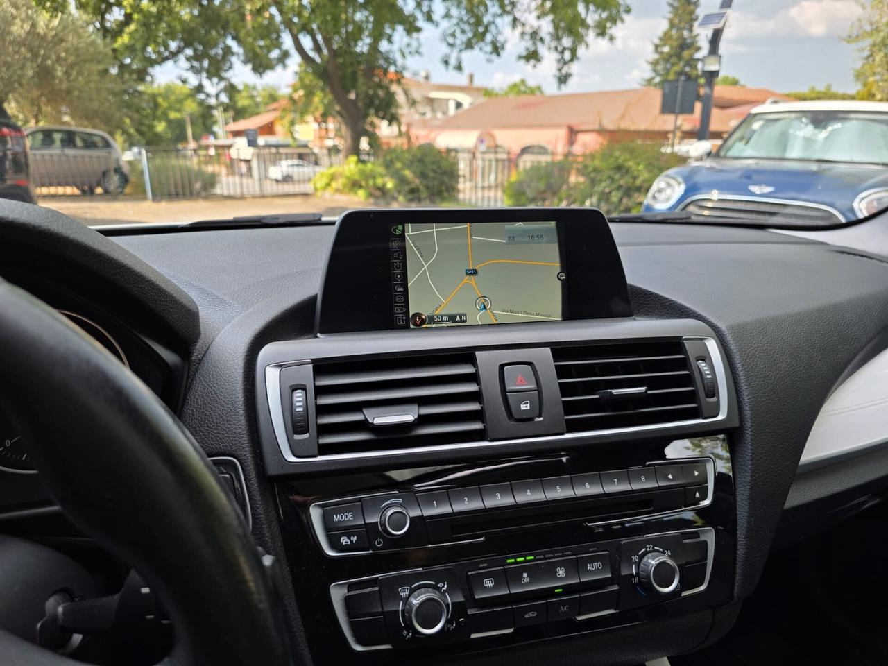 Bmw 116 116d 3p. Efficient Dynamics Urban