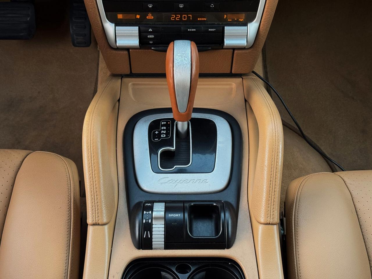 Porsche Cayenne 3.0 V6 Diesel 239CV PELLE CAM NAV