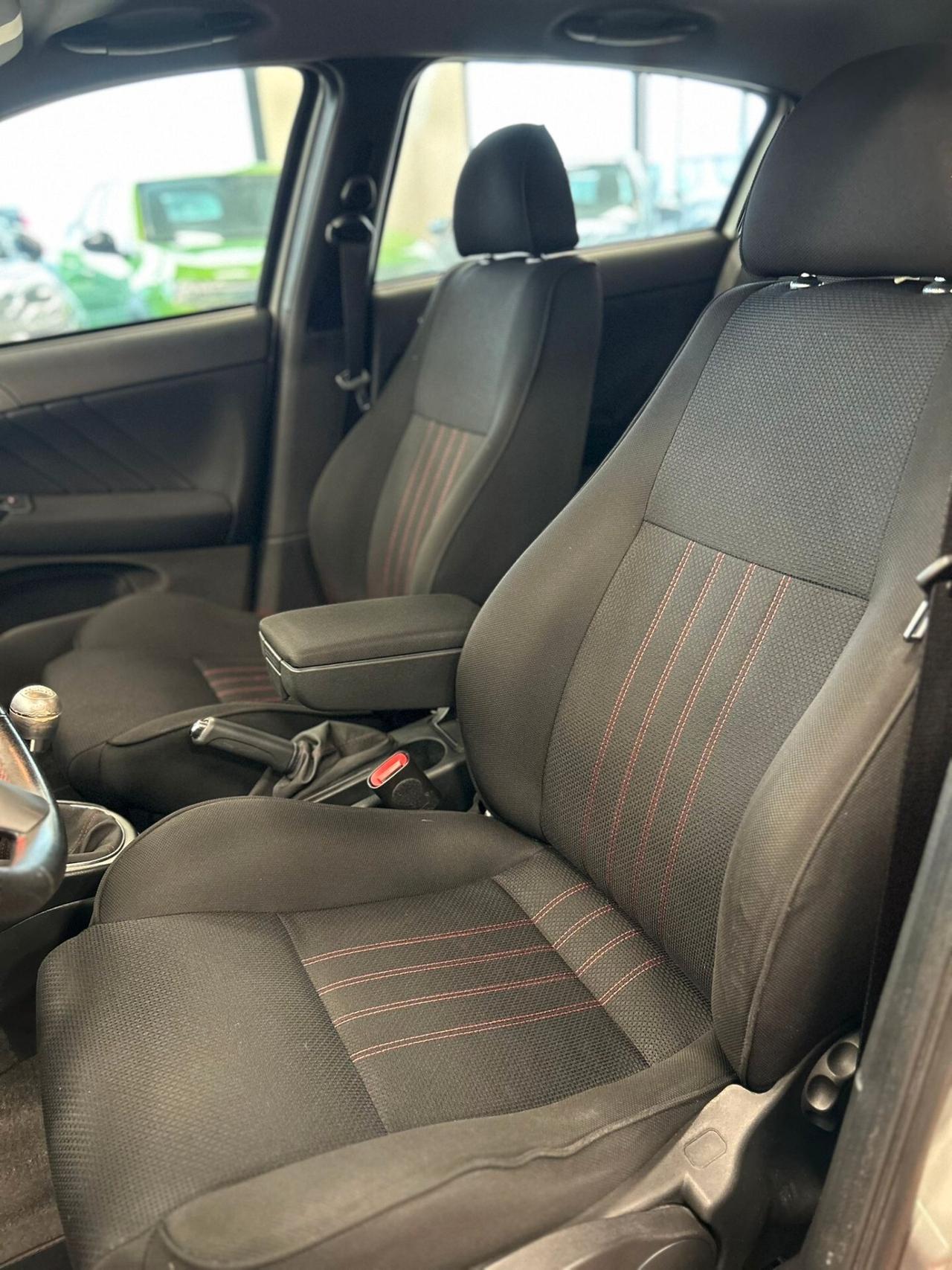 Alfa Romeo 147 1.9 JTD M-JET 16V 5 porte Q2