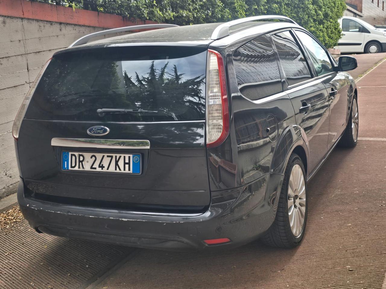 Ford Focus 1.6 TDCi (110CV) SW Tit. DPF - UNICO PROPRIETARIO TETTO APRIBILE