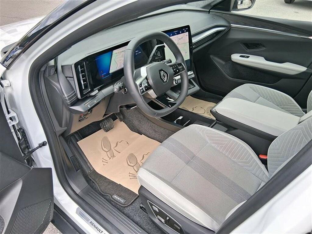 Renault Scenic long range Techno