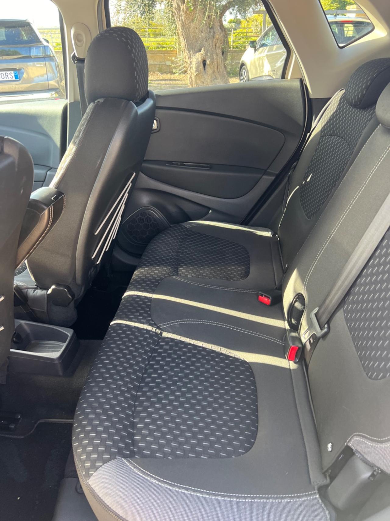 Renault Captur dCi 8V 110 CV Start&Stop Energy Sport Edition2
