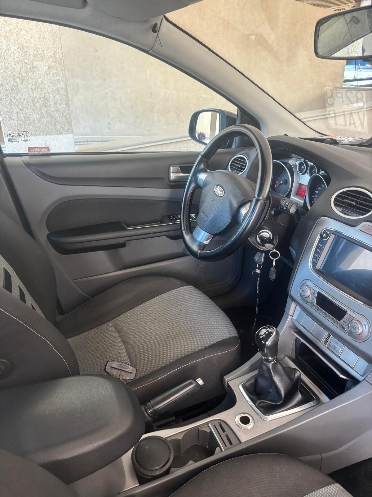 Ford Focus 1.6 TDCi (110CV) 5p. Tit. DPF