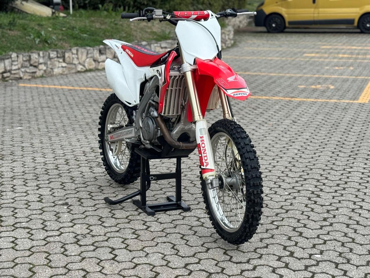 Honda CRF 450 R 2014 ufficiale Red moto