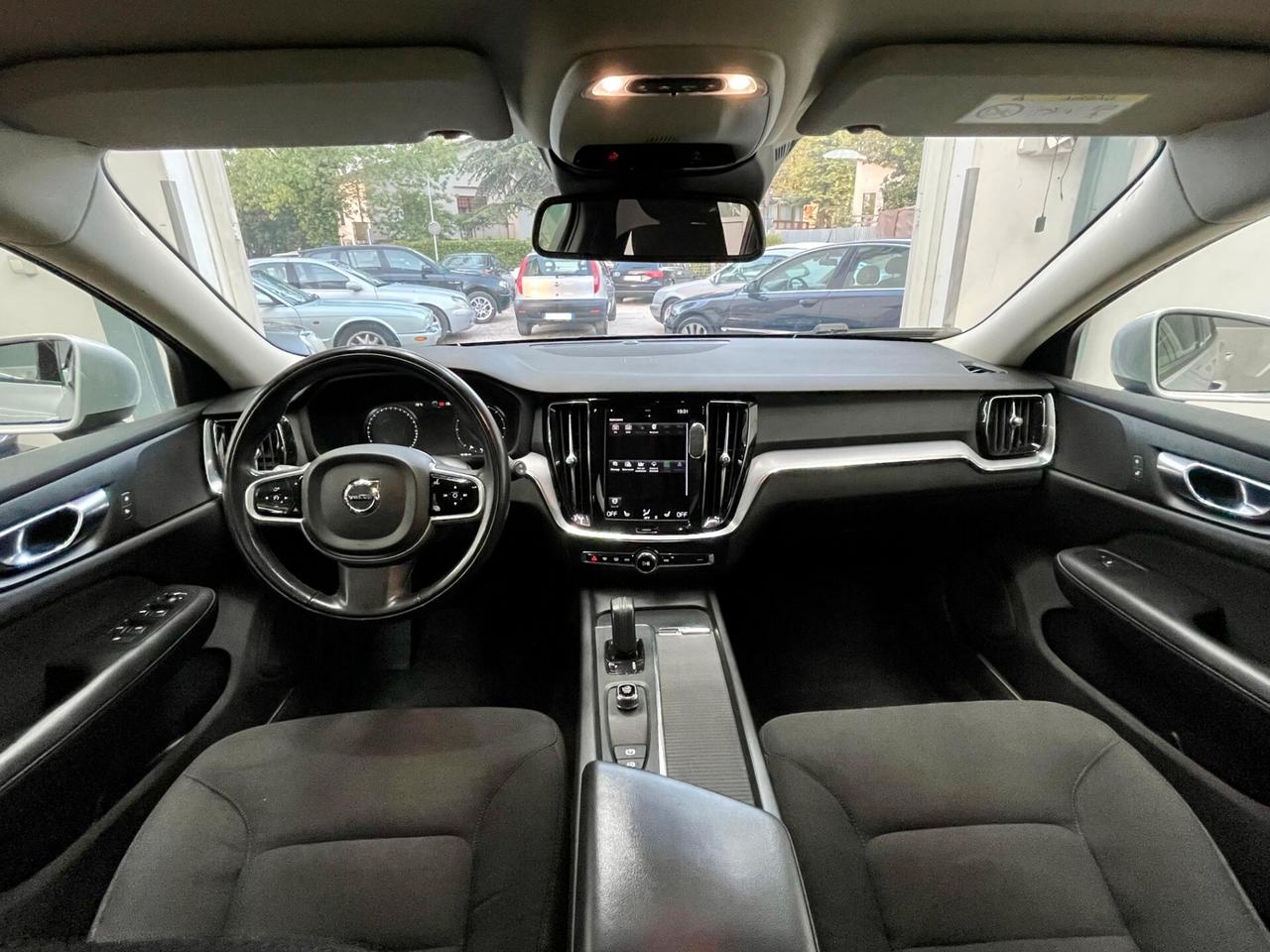 Volvo V60 B4 2.0d IVA ESPOSTA TAGLIANDI UFFICIALI VOLVO