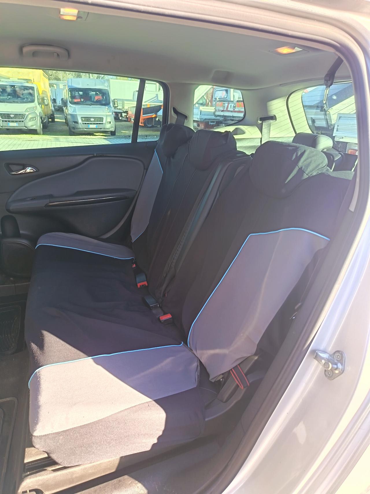 Opel Zafira Tourer 2.0 CDTi 130CV Cosmo