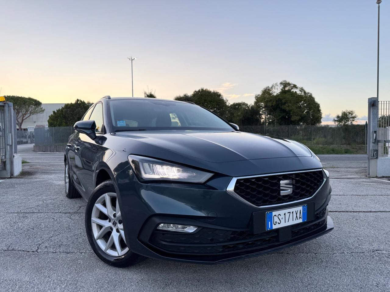 SEAT LEON SportsTourer 2.0 TDI DSG-Led Carplay