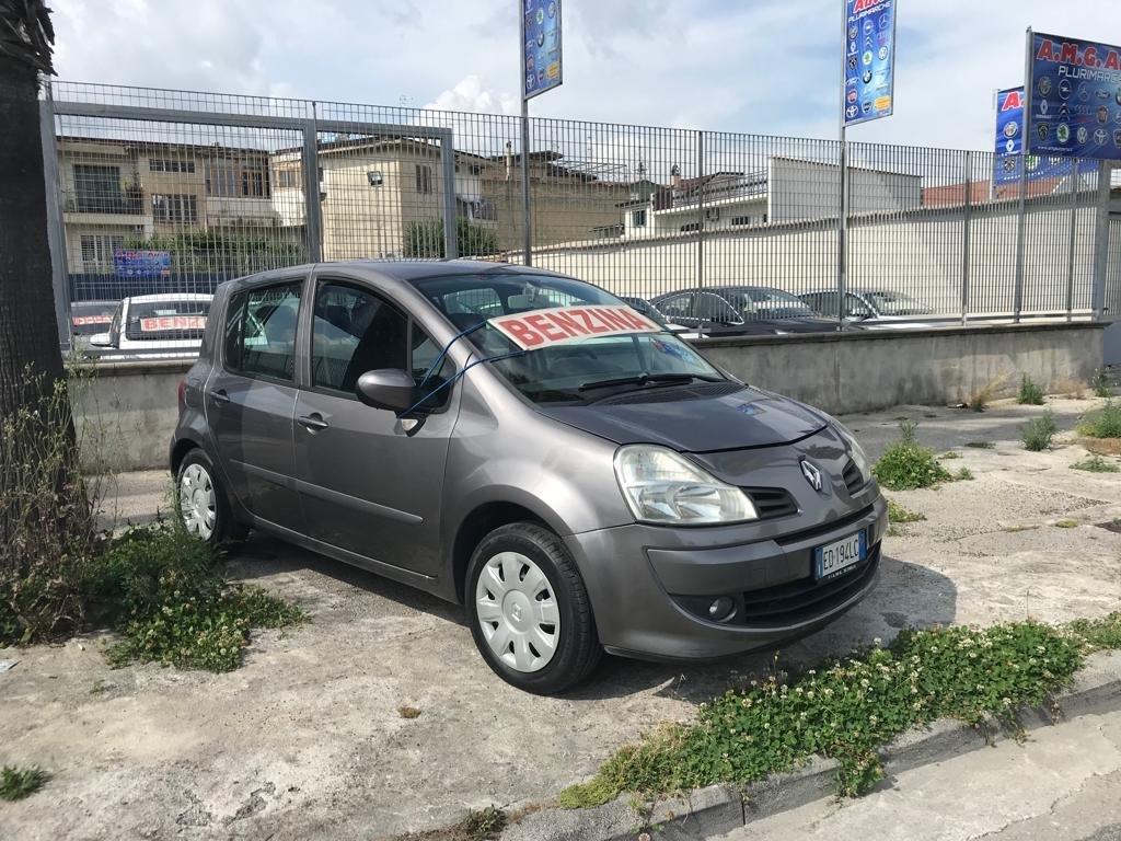 Renault Modus 1.2 16V Yahoo! 75 CV 55 KW auto pari al nuovo
