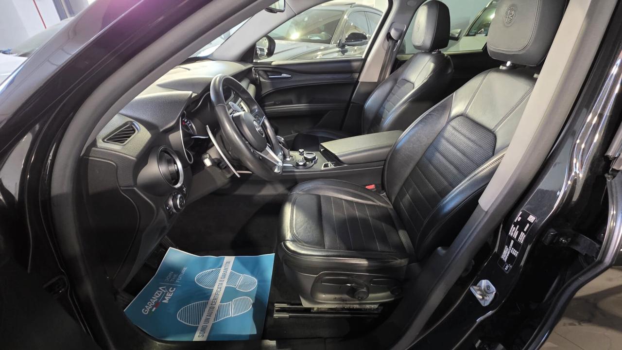Alfa Romeo Stelvio 2.2 Turbodiesel 210 CV AT8 Q4 Executive