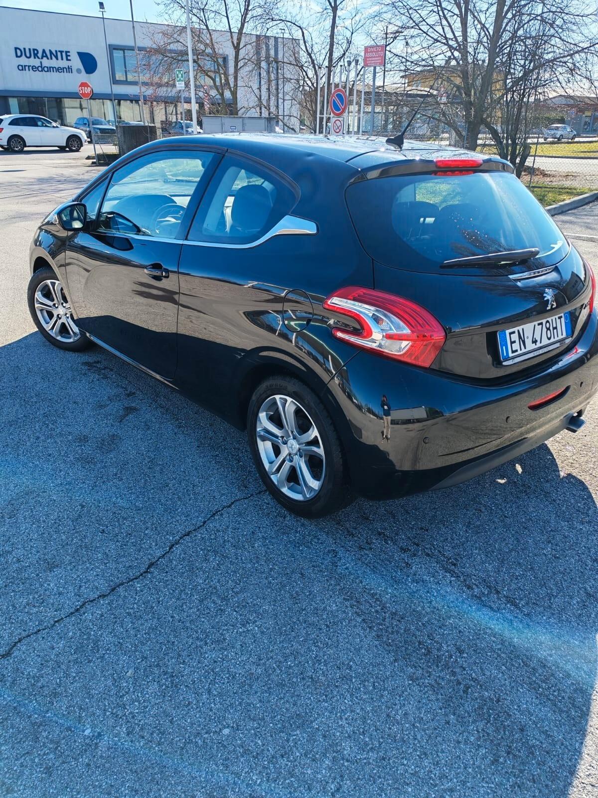 Peugeot 208 1.2 VTi 82 CV 3 porte Active