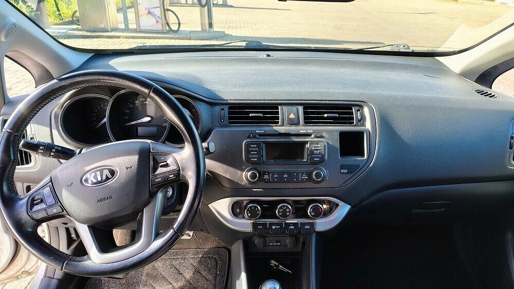 Kia Rio 1.2 CVVT 5p. Cool