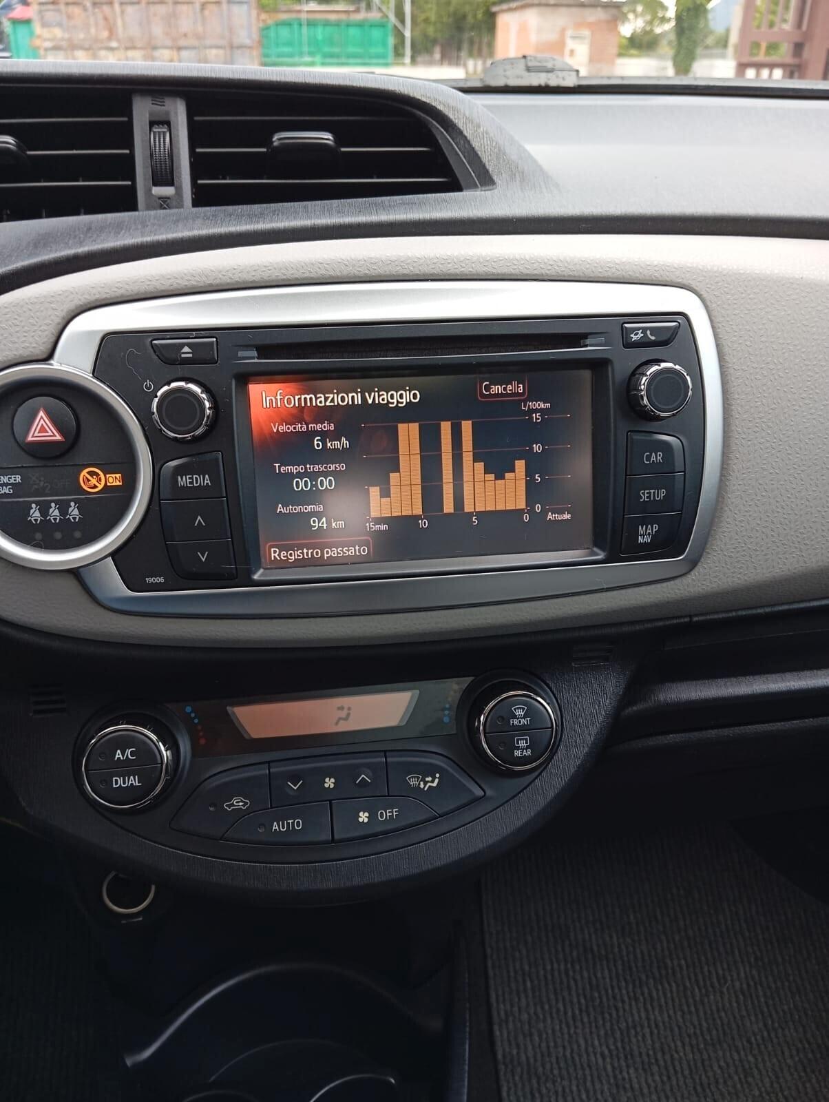 Yaris 1.3 5 porte Lounge "KM CERTIFICATI"