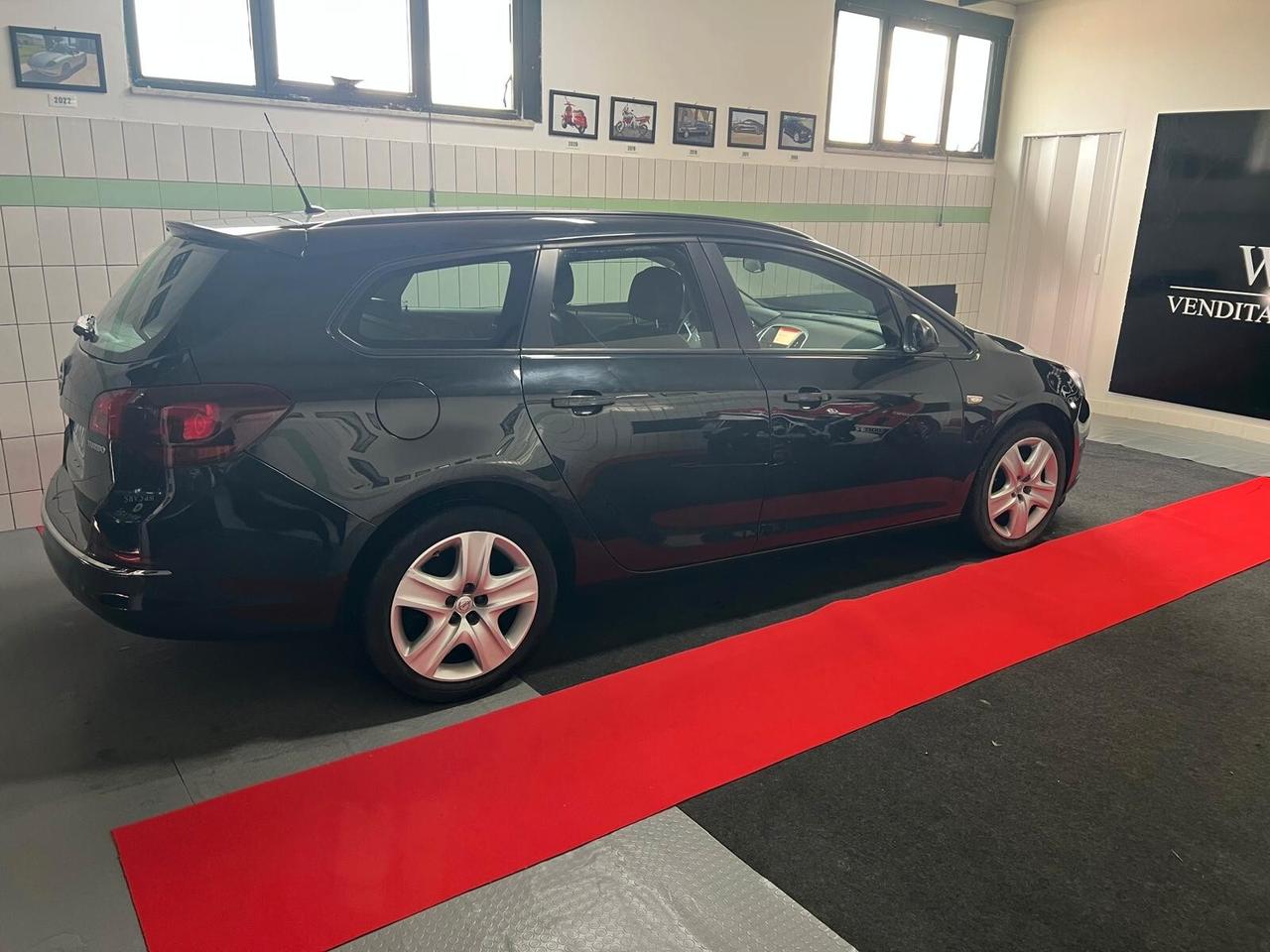 Opel Astra 1.4 Turbo 140CV Sports TourerStation Wagon GPL Tech Elective