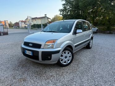 Ford Fusion 1.4 16V 5p. Collection